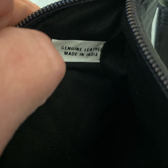 Wristlet Bag in Black Leather No Brand - Picture 7 of 8